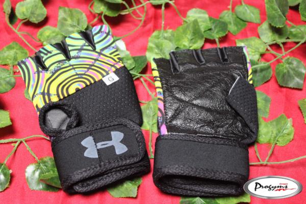 PAR DE GUANTES CON MUÑEQUERA M